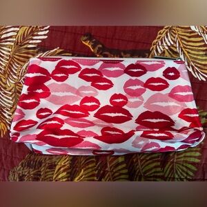 Clinique Make Up Bag 💋 💄